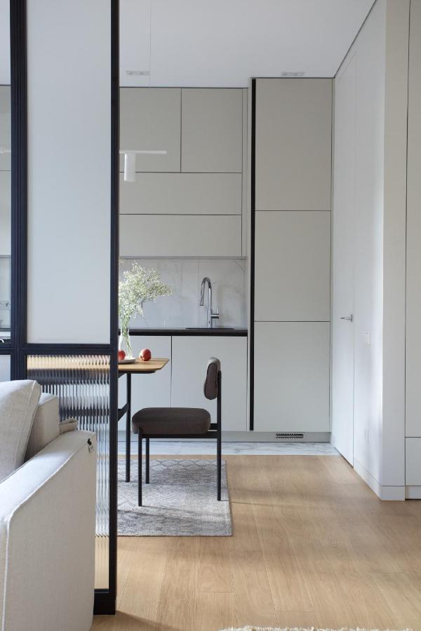 Lovely Uncle Botanical Gardens Studio W Balcony Kiew Exterior foto